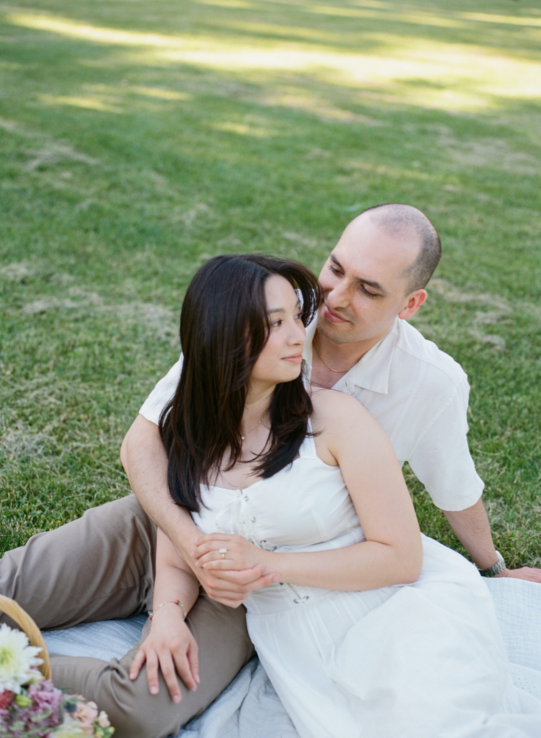 Dundurn Castle Picnic Engagement session
